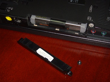 Tapa del hueco del disco duro